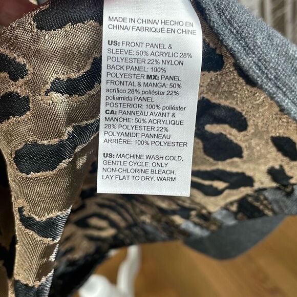 NWT Chico’s Animal Woven Back Cardigan Sweater M Petite - Picture 8 of 9